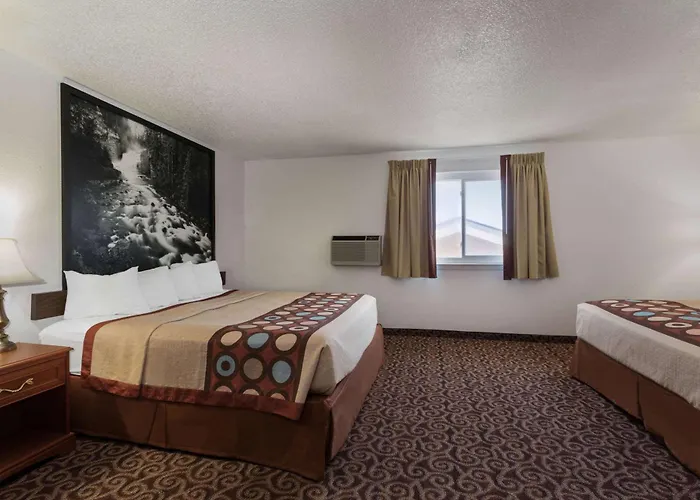 Super 8 By Wyndham 3*