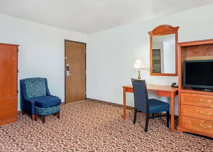 Super 8 By Wyndham