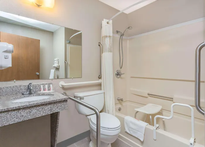 Super 8 By Wyndham 3*