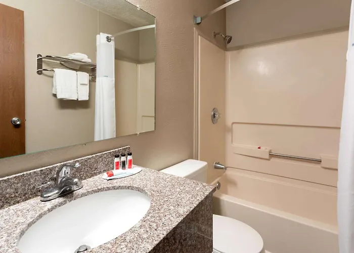 Super 8 By Wyndham 3*
