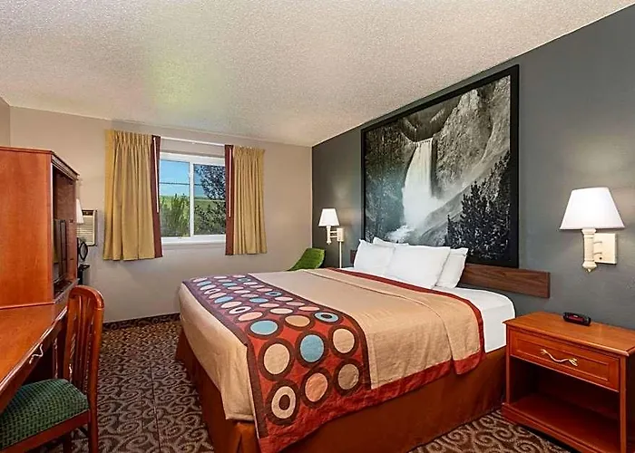 Super 8 By Wyndham