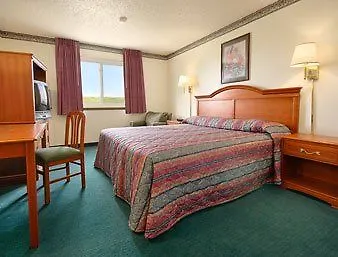 Super 8 By Wyndham 3*