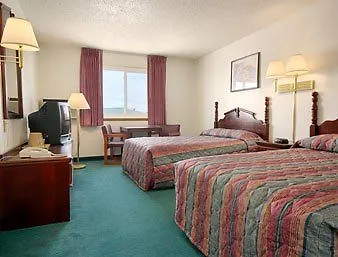 Super 8 By Wyndham Hotel 3*